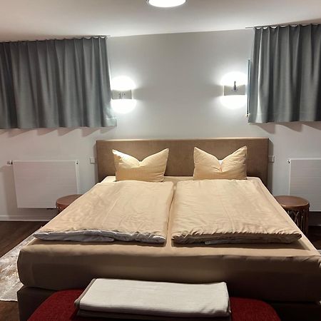 Haus Pia Executive Suites FDH Buitenkant foto