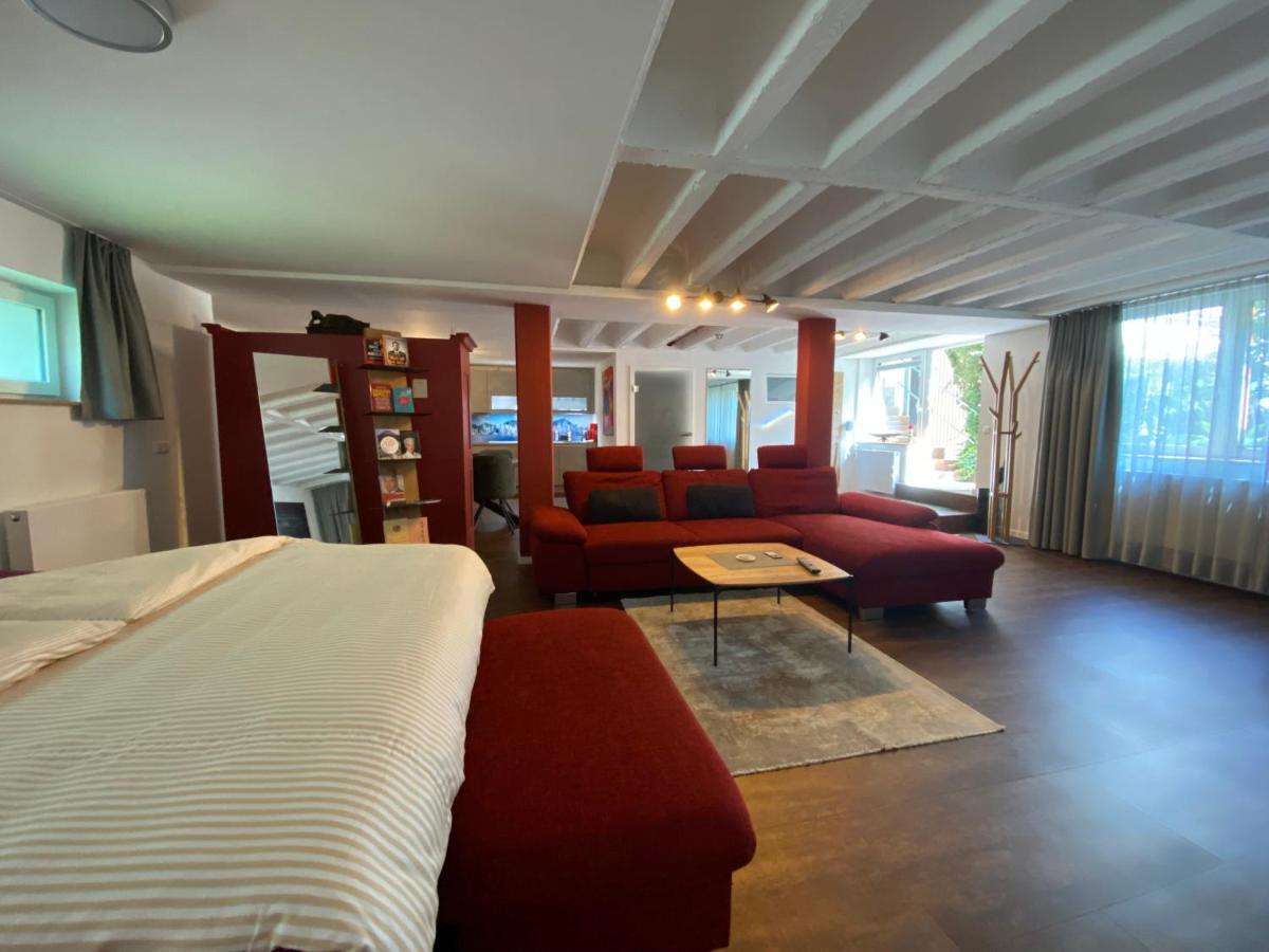 Haus Pia Executive Suites FDH Buitenkant foto