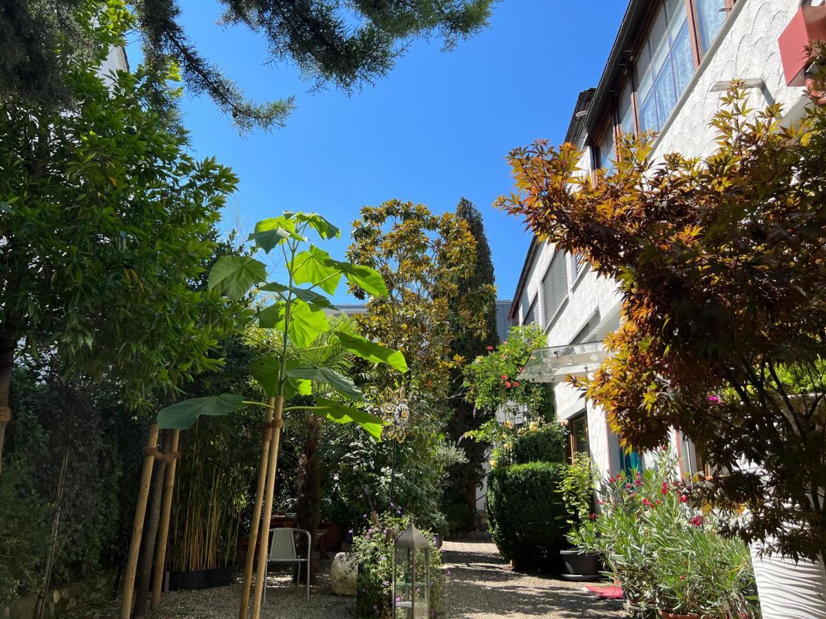 Haus Pia Executive Suites FDH Buitenkant foto