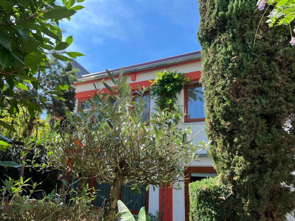 Haus Pia Executive Suites FDH Buitenkant foto