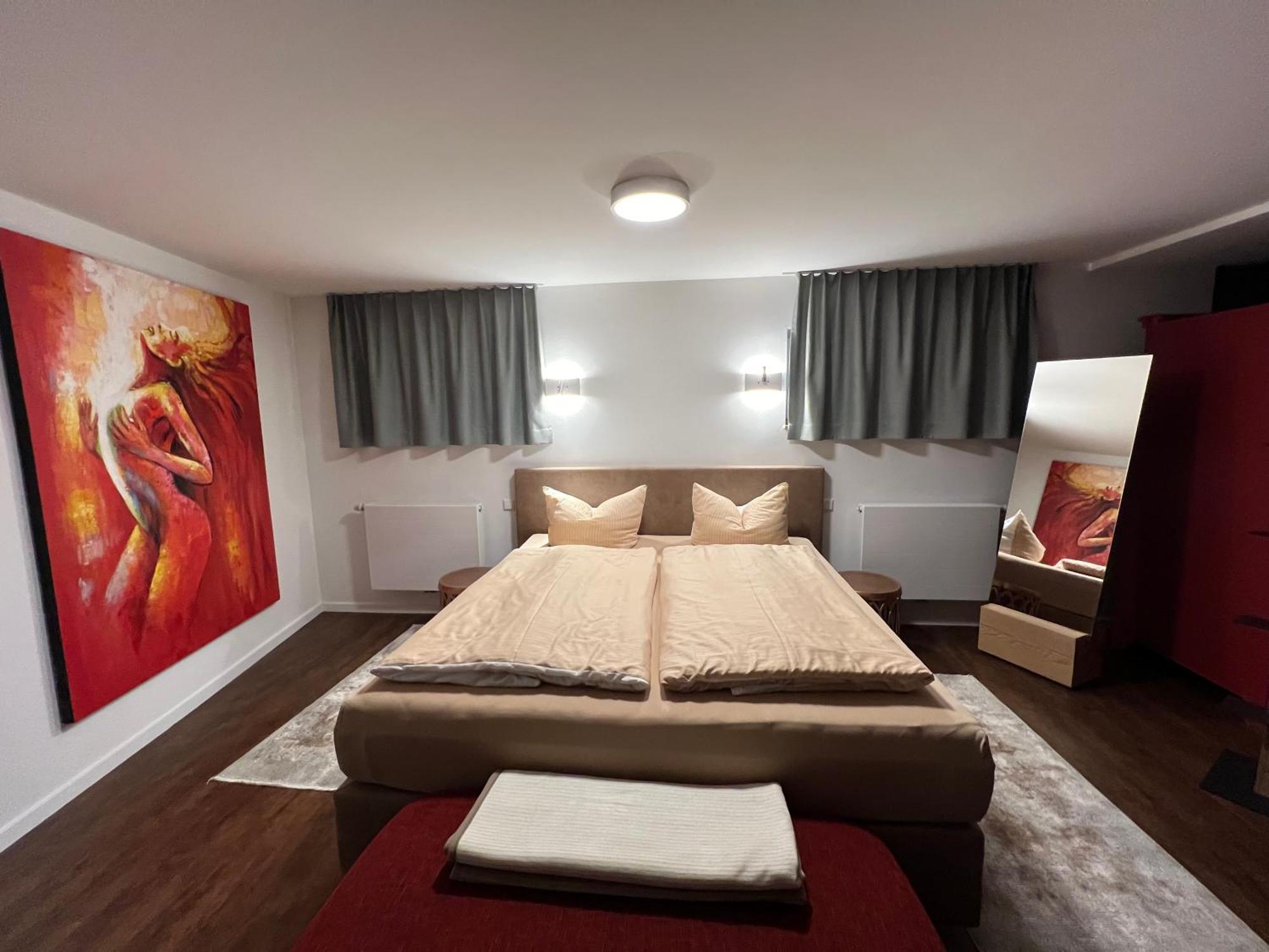 Haus Pia Executive Suites FDH Buitenkant foto